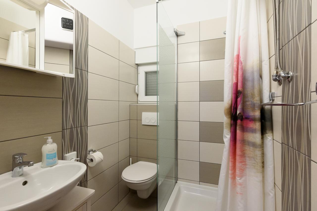 Apartmani Orhideja Gornji Karin Zewnętrze zdjęcie