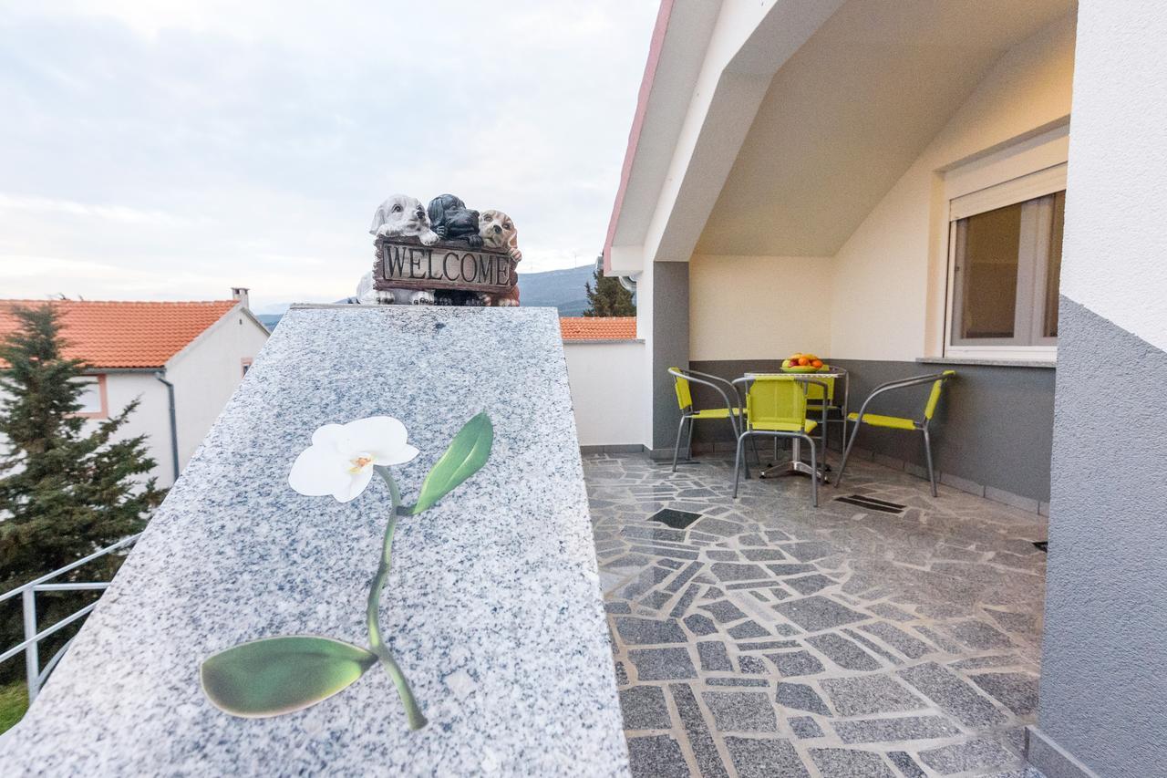 Apartmani Orhideja Gornji Karin Zewnętrze zdjęcie
